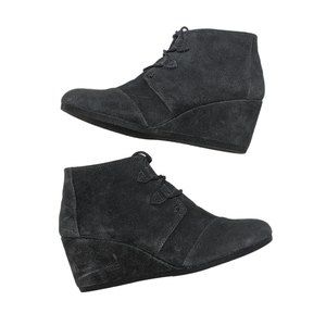 TOMS Lace Up Kala Wedge Bootie Dark Grey Suede Size 11